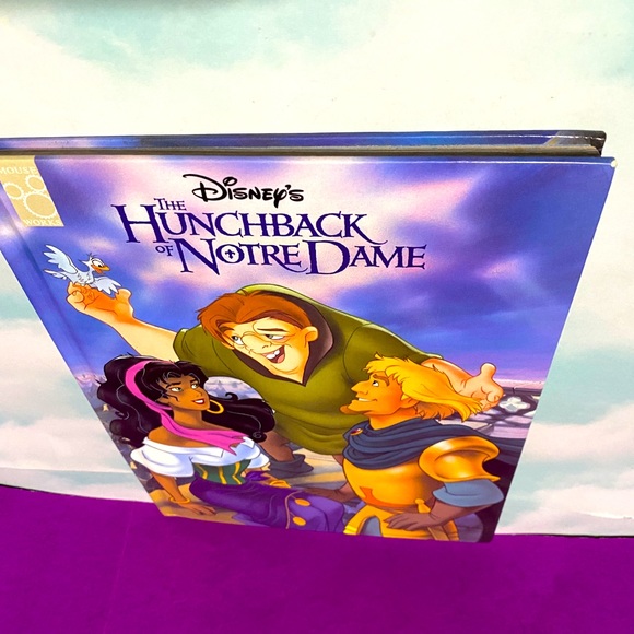 DISNEY’S NWT VINTAGE 1996 THE HUNCHBACK OF NOTRE DAME HARDCOVER BOOK 96 PAGES - Picture 11 of 14